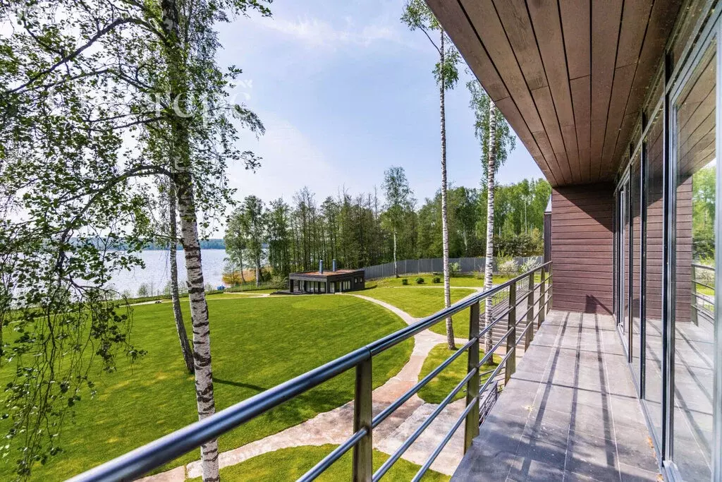 Дом в Выборгский район, Рощинское городское поселение, посёлок ... - Фото 2