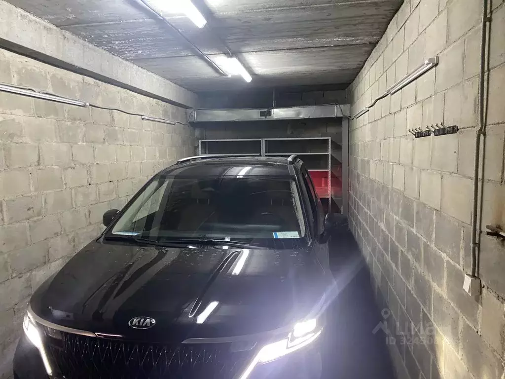 Гараж в Московская область, Фрязино просп. Мира, 33к2 (18 м) - Фото 1