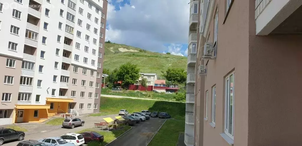 Квартира-студия: Саратов, улица Стрельбище, 20 (32.6 м) - Фото 1