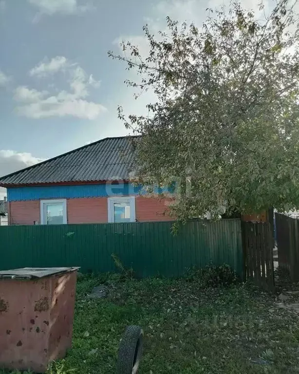 Дом в Кемеровская область, Ленинск-Кузнецкий Брянская ул., 84 (45 м) - Фото 0