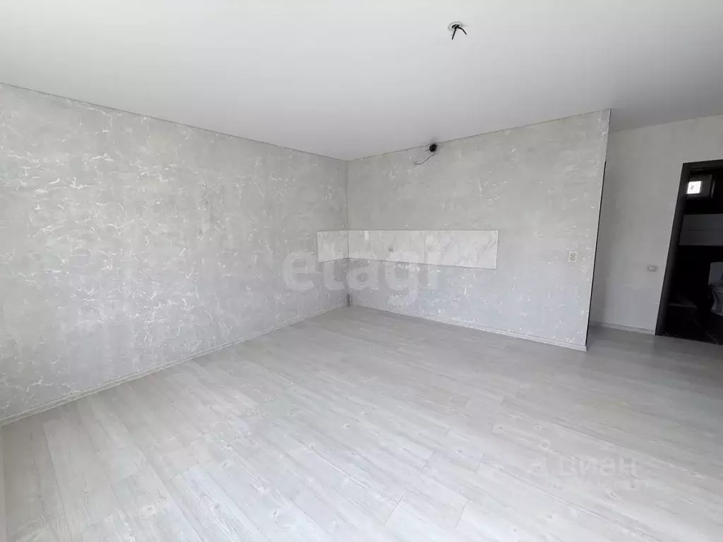 Дом в Крым, Симферополь ул. 18-я Коллективных Садов (75 м) - Фото 2