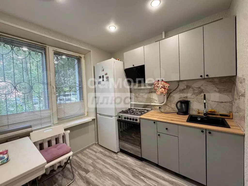 2-к. квартира, 40 м, 1/12 эт. - Фото 1
