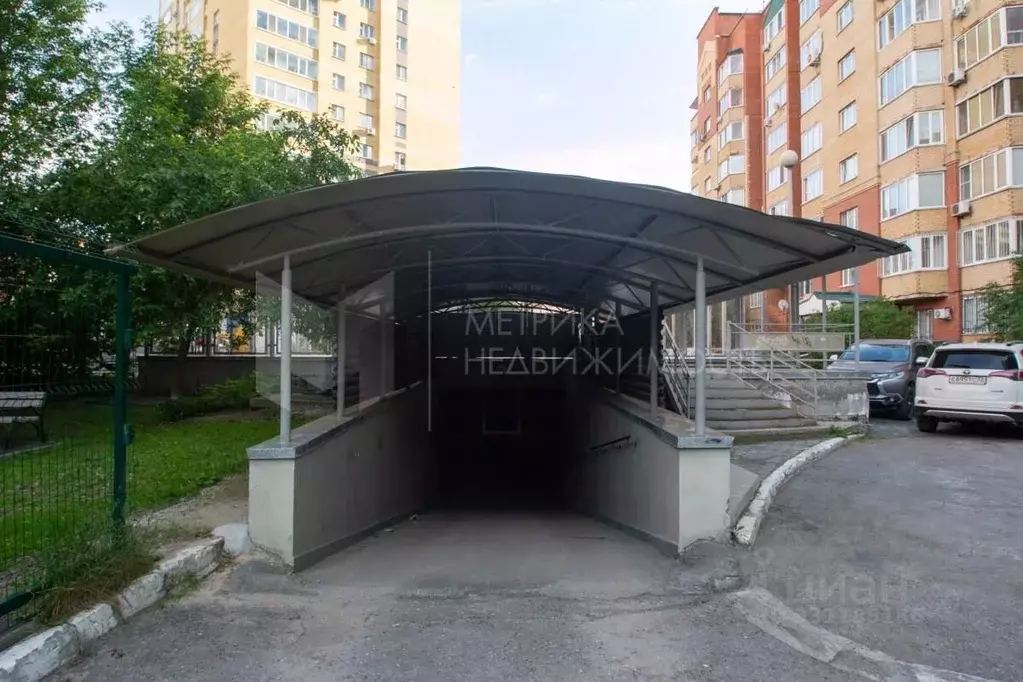 Гараж в Тюменская область, Тюмень ул. Грибоедова, 13 (16 м) - Фото 1
