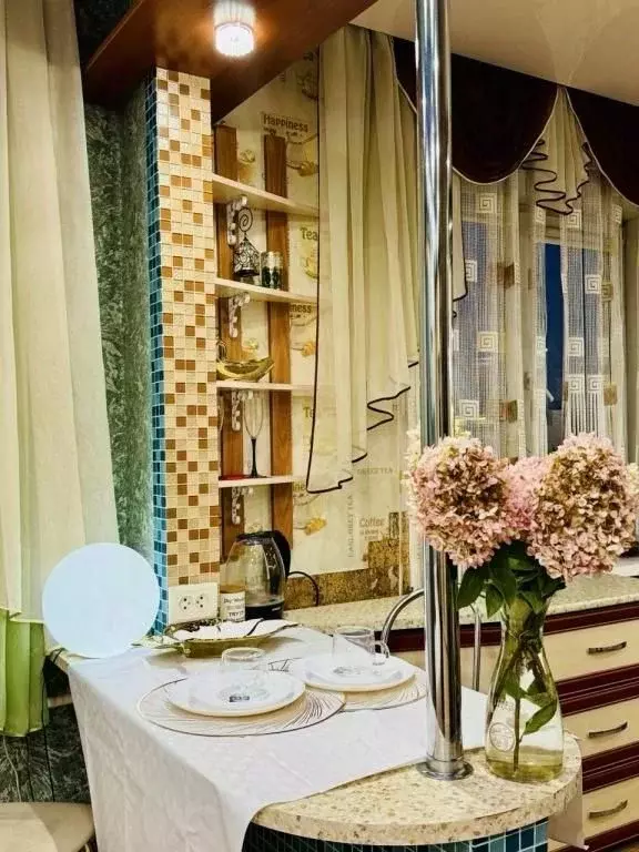 2-к кв. Хабаровский край, Хабаровск Большая ул., 4 (52.0 м) - Фото 2