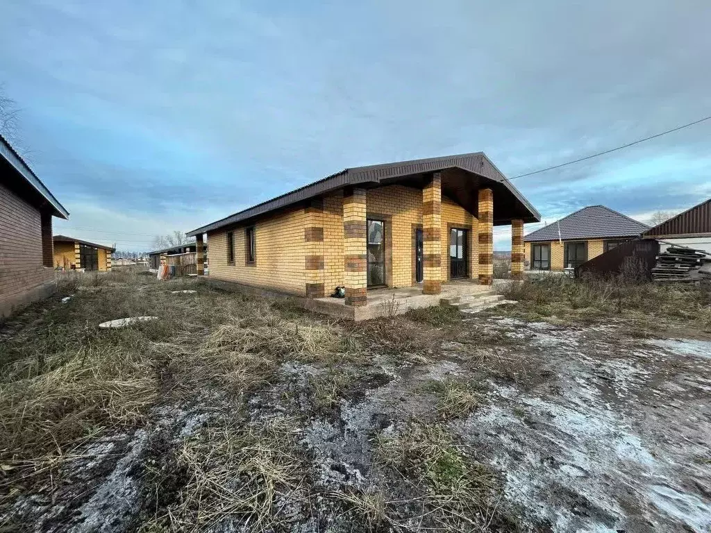 Дом в Башкортостан, Уфимский район, Русско-Юрмашский сельсовет, д. ... - Фото 2