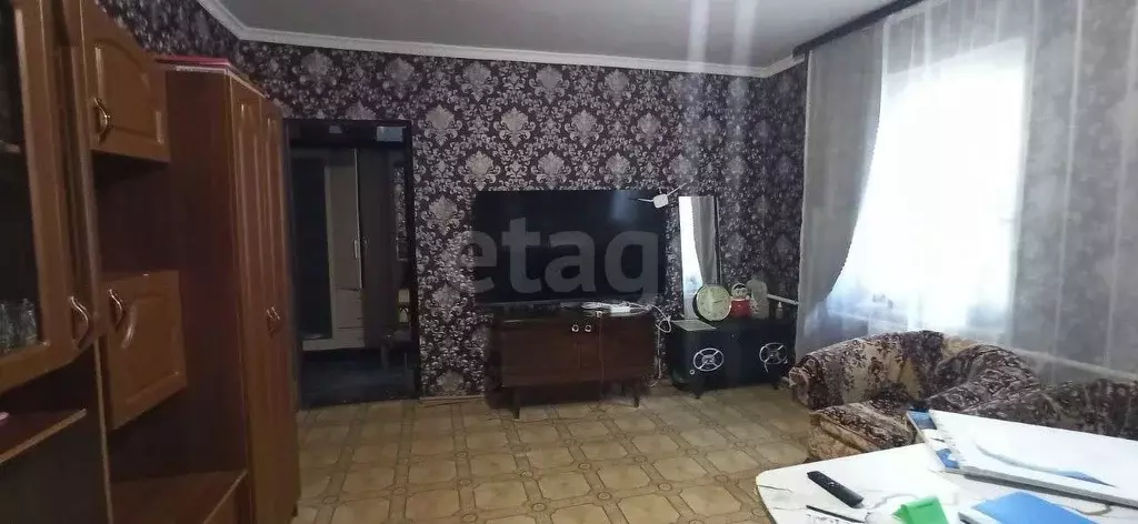 Дом в Белгородская область, Губкинский городской округ, с. Евгеньевка ... - Фото 1