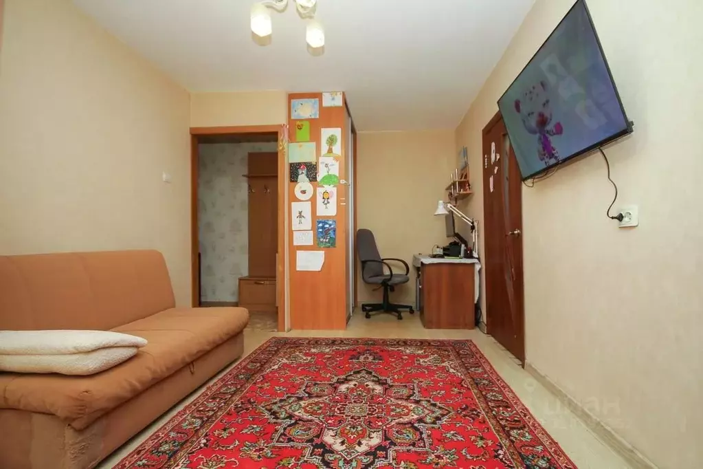 3-к кв. Красноярский край, Красноярск Парашютная ул., 6 (47.9 м) - Фото 1