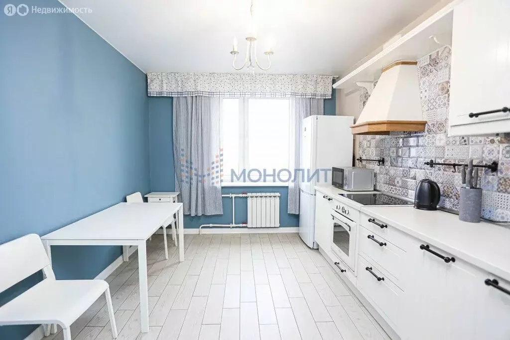 2-комнатная квартира: Нижний Новгород, улица Германа Лопатина, 8 (68.2 ... - Фото 1