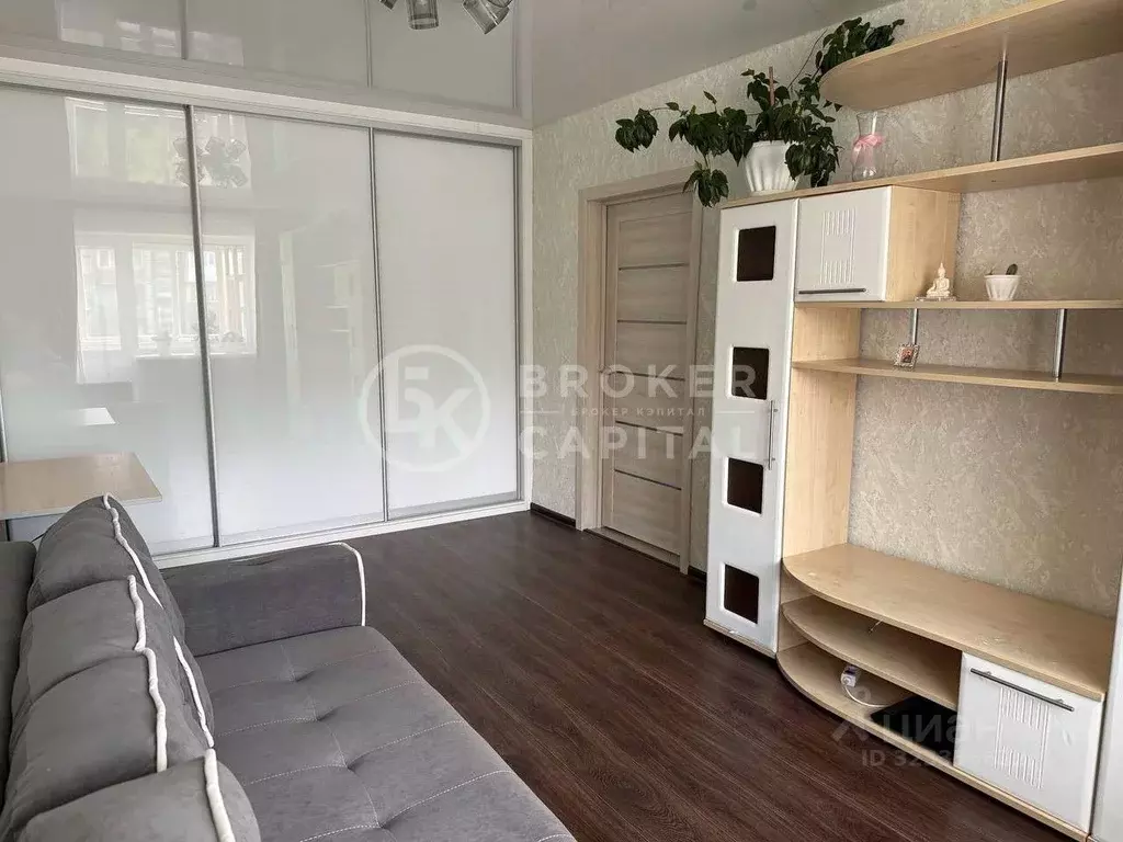 2-к кв. Новосибирская область, Новосибирск ул. Никитина, 64 (44.9 м) - Фото 2