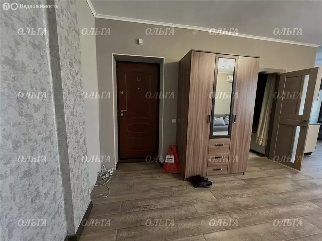 3-комнатная квартира: Биробиджан, улица Шалаева, 13 (68.5 м) - Фото 0