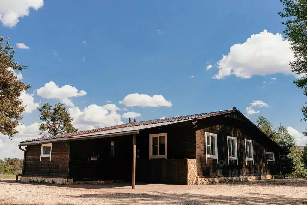 Дом в Псковская область, Островский район, Горайская волость, д. ... - Фото 1