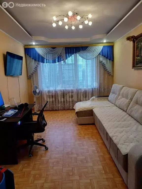 3-комнатная квартира: Стерлитамак, улица Артёма, 127 (65.9 м) - Фото 1