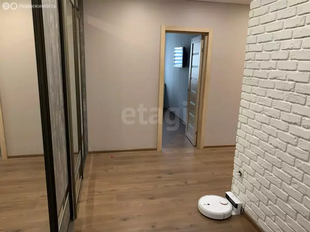 3-комнатная квартира: Энгельс, Красноармейская улица, 88А (84 м) - Фото 1