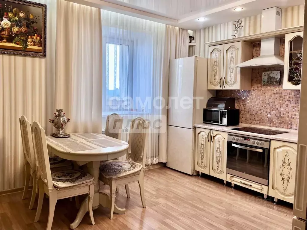 3-к кв. Ульяновская область, Ульяновск Новосондецкий бул., 19 (77.7 м) - Фото 0