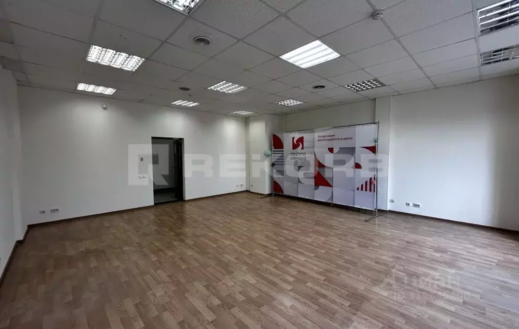 Офис в Санкт-Петербург ул. Ивана Черных, 31-33Б (506 м) - Фото 1