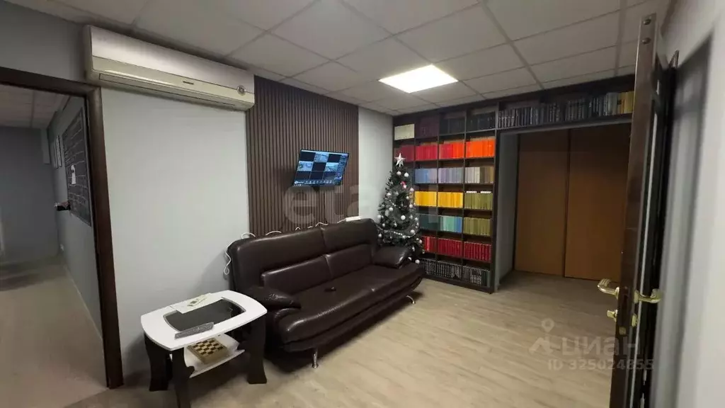 Офис в Воронежская область, Воронеж ул. Шишкова, 107 (94 м) - Фото 1