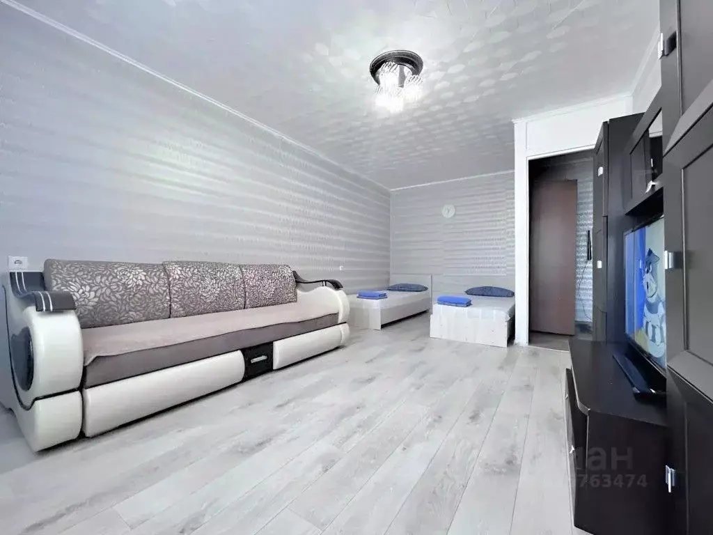 1-к кв. Татарстан, Альметьевск ул. Гафиатуллина, 43 (38.0 м) - Фото 2