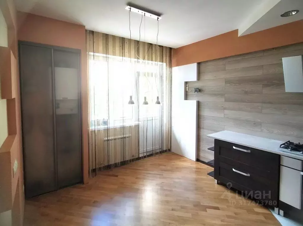 3-к кв. Курская область, Курск просп. Победы, 2 (95.3 м) - Фото 1