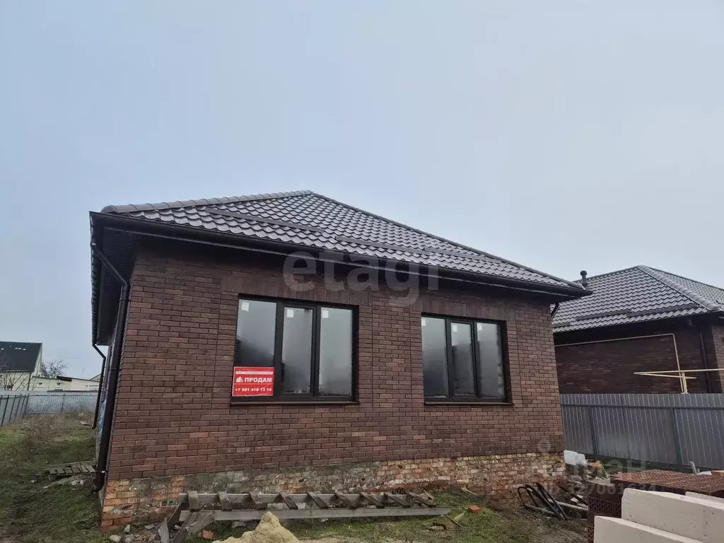 Дом в Краснодарский край, Ейский район, Красноармейское с/пос, пос. ... - Фото 1