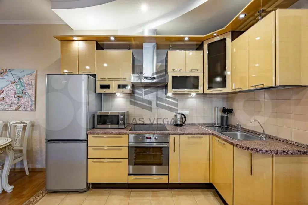 3-к. квартира, 95 м, 4/5 эт. - Фото 0