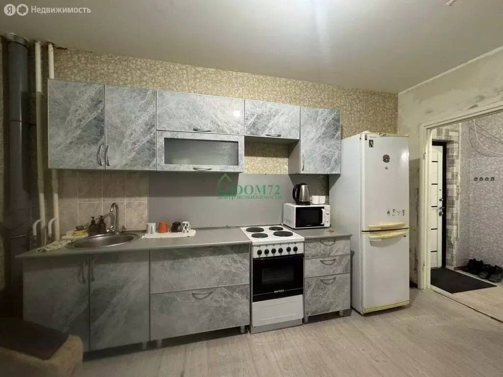 2-комнатная квартира: Тобольск, микрорайон Центральный, 22 (65.4 м) - Фото 1