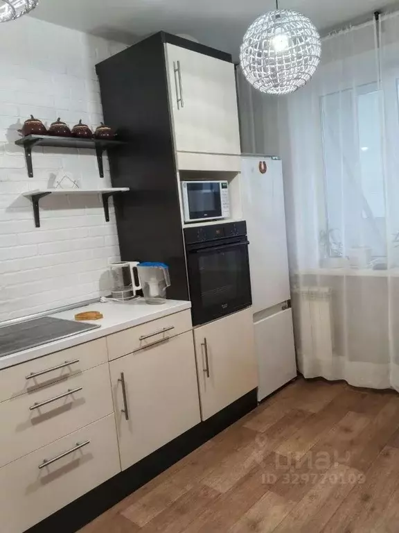 2-к кв. Кемеровская область, Кемерово ул. Свободы, 33 (63.2 м) - Фото 2