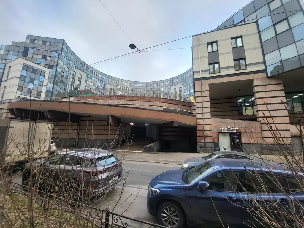Гараж в Санкт-Петербург ул. Большая Зеленина, 8к2 (24 м) - Фото 1