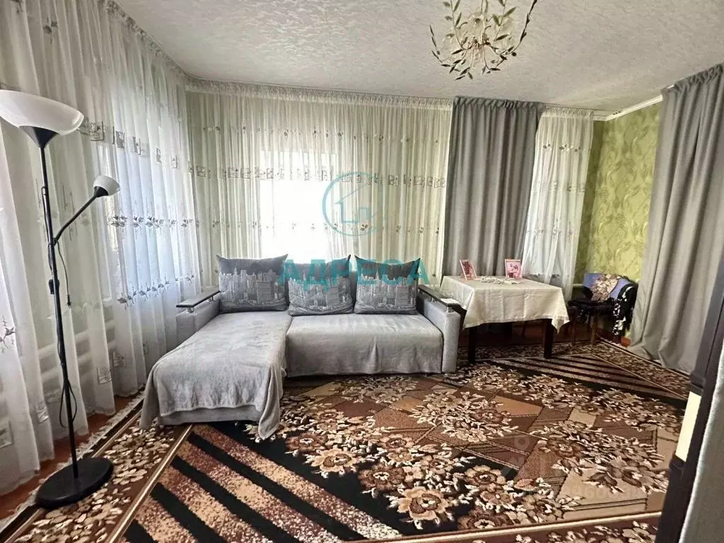 3-к кв. Белгородская область, Новый Оскол 1 Мая ул., 12 (64.5 м) - Фото 1