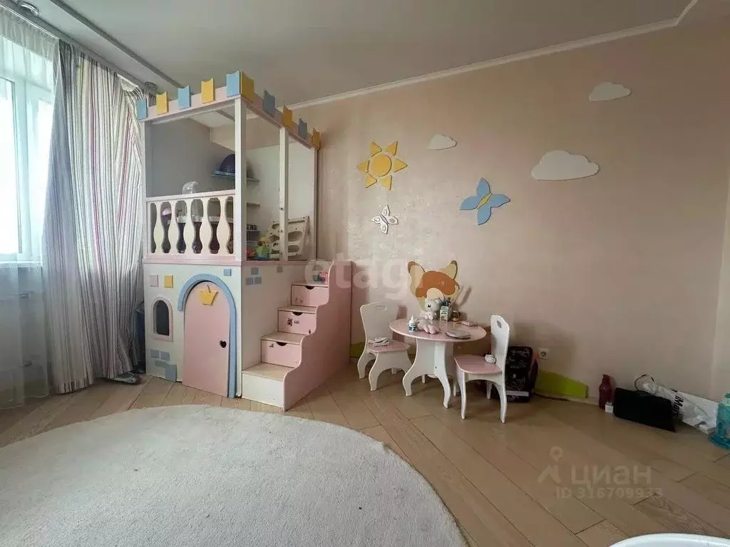 4-к кв. Забайкальский край, Чита ул. Анохина, 120А (116.0 м) - Фото 0