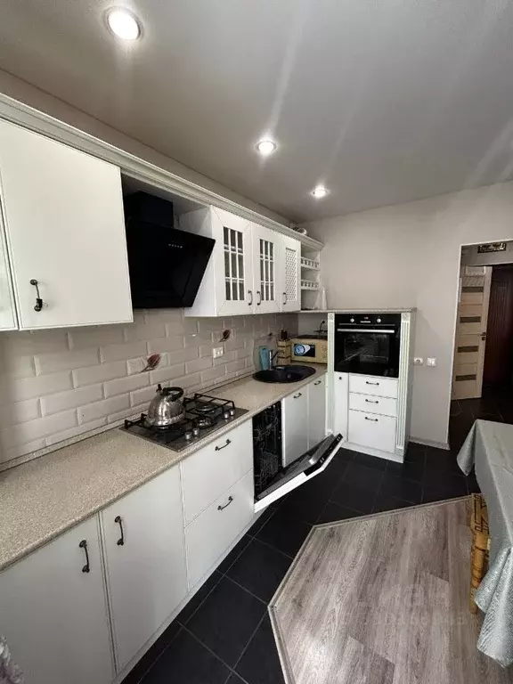 2-к кв. Татарстан, Казань ул. Салиха Батыева, 5 (50.0 м) - Фото 2
