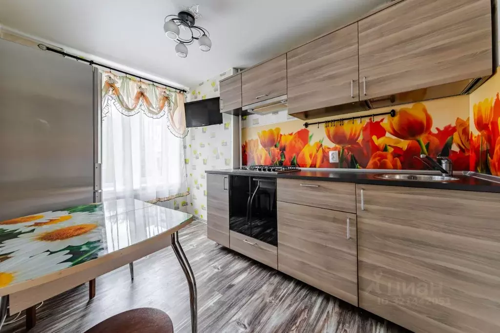 1-к кв. Санкт-Петербург, Санкт-Петербург, Колпино ул. Веры Слуцкой, 38 ... - Фото 0