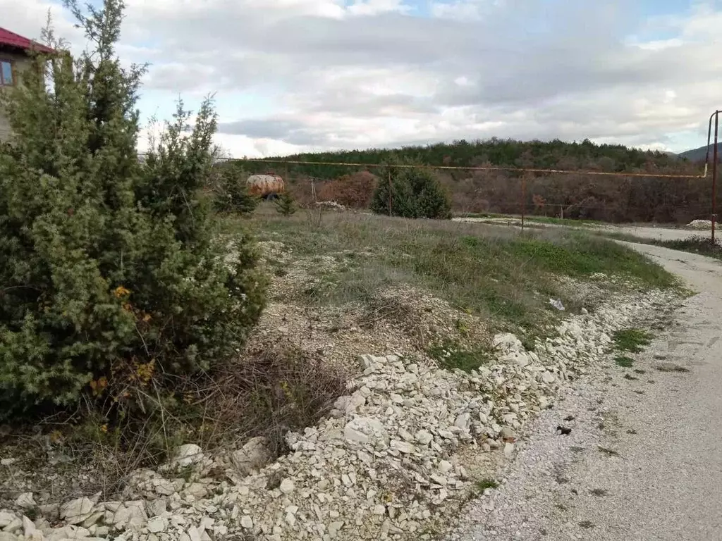 Участок в Крым, Бахчисарайский район, Куйбышево пгт ул. Солнечная, 8Г ... - Фото 1