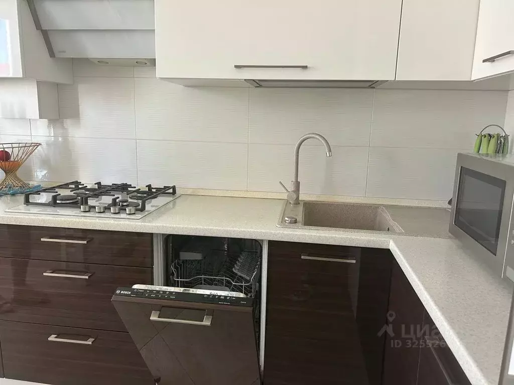 1-к кв. Калининградская область, Калининград ул. Виктора Гакуна (43.1 ... - Фото 2