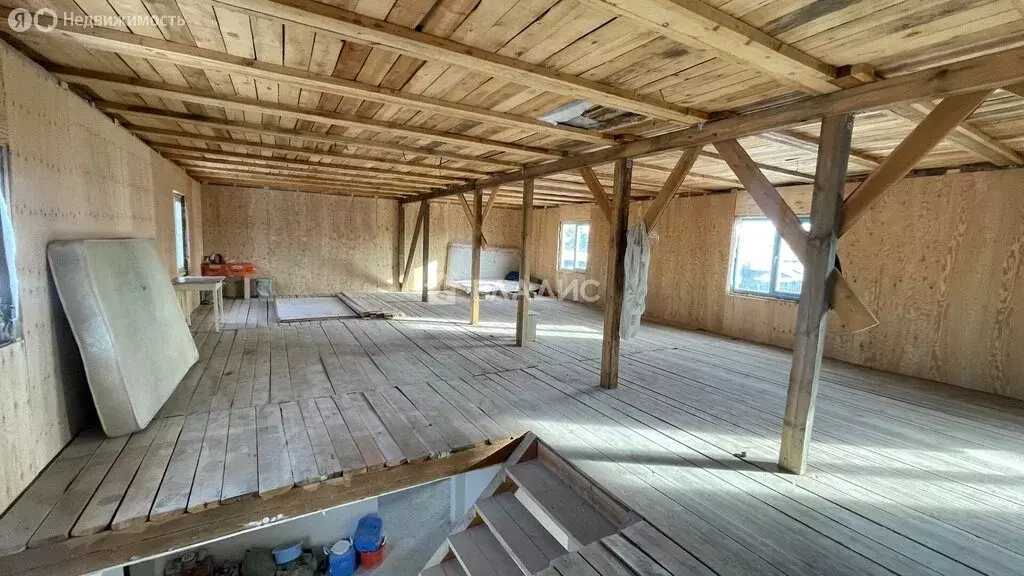 Дом в Улан-Удэ, улица Крылова, 22А (240 м) - Фото 1