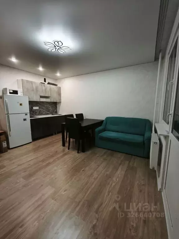 Студия Оренбургская область, Оренбург ул. Юркина, 6 (23.9 м) - Фото 1