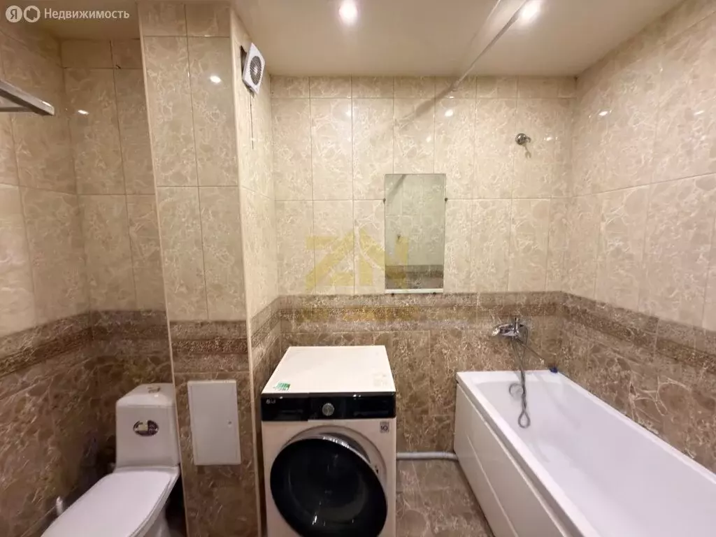 3-комнатная квартира: Каспийск, Каспийская улица, 4Г (68 м) - Фото 1