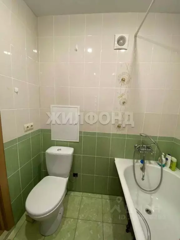 2-к кв. Новосибирская область, Новосибирск Танковая ул., 3 (45.0 м) - Фото 2