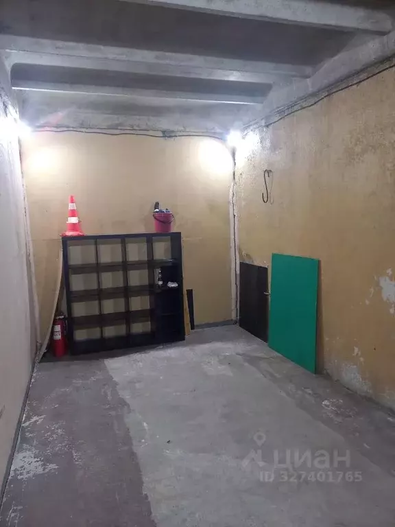 Гараж в Санкт-Петербург ул. Передовиков, 8А (18 м) - Фото 1