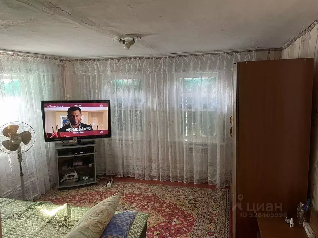 Дом в Краснодарский край, Лабинский район, Владимирская ст-ца ... - Фото 1