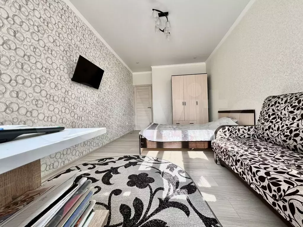 1-к. квартира, 40 м, 9/20 эт. - Фото 0