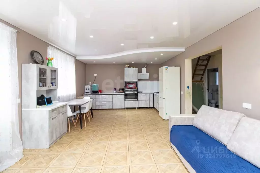 Дом в Красноярский край, Сосновоборский муниципальный округ, д. ... - Фото 1