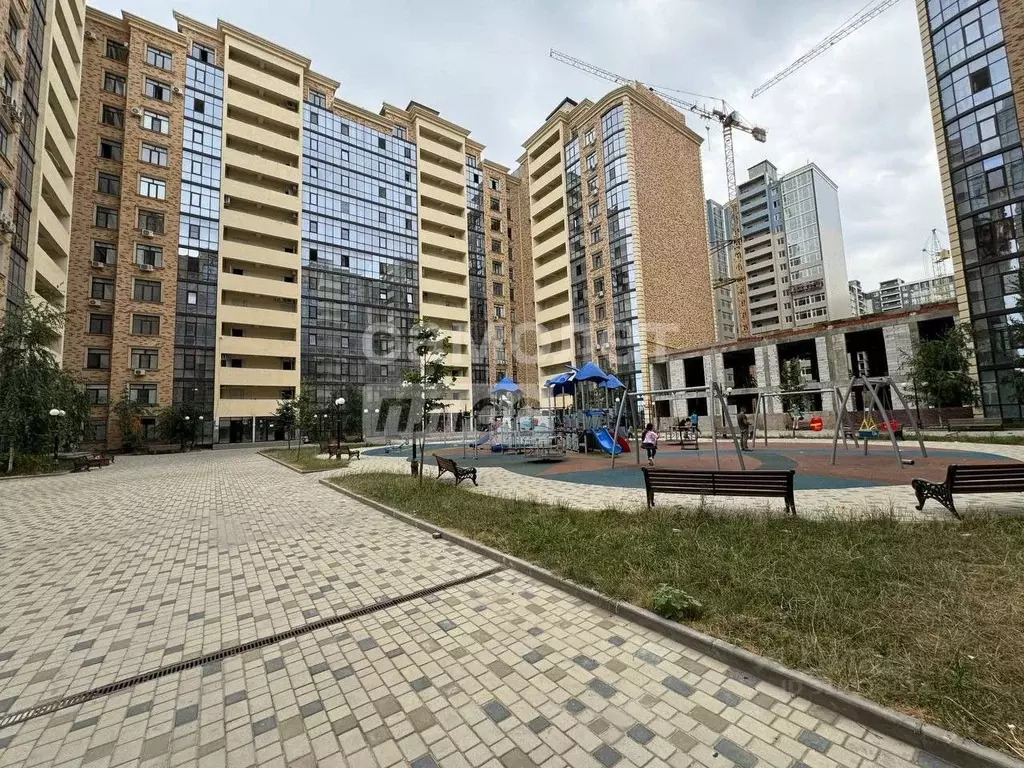 2-к кв. Дагестан, Махачкала ул. Времена Года (47.0 м) - Фото 1