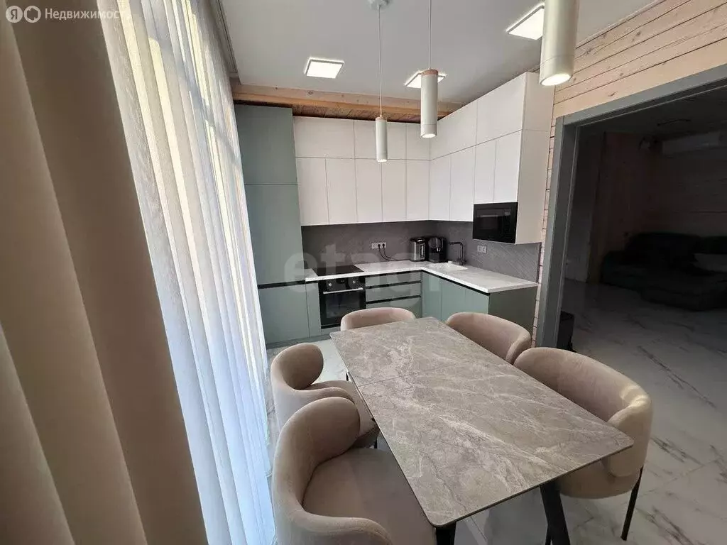 Дом в Майминский район, посёлок Дубровка, улица Сафронова (126.1 м) - Фото 1