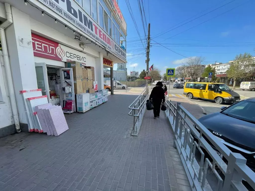 Торговая площадь в Крым, Саки ул. 9-ти Героев, 2/30 (23 м) - Фото 0