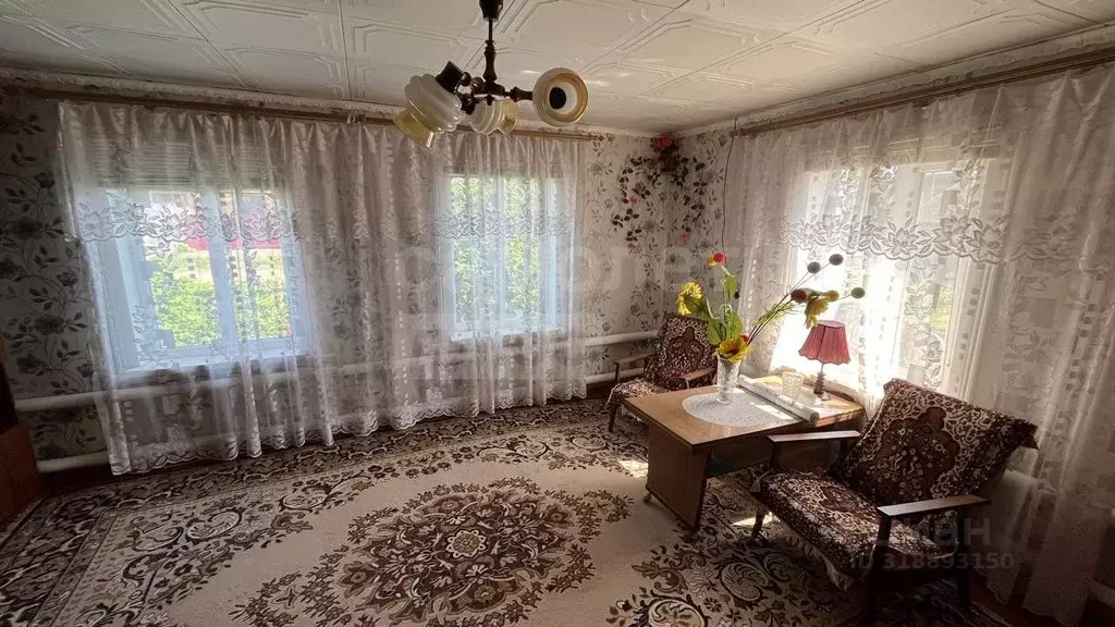 Дом в Оренбургская область, пос. Саракташ ул. Пионерская, 15 (46 м) - Фото 1