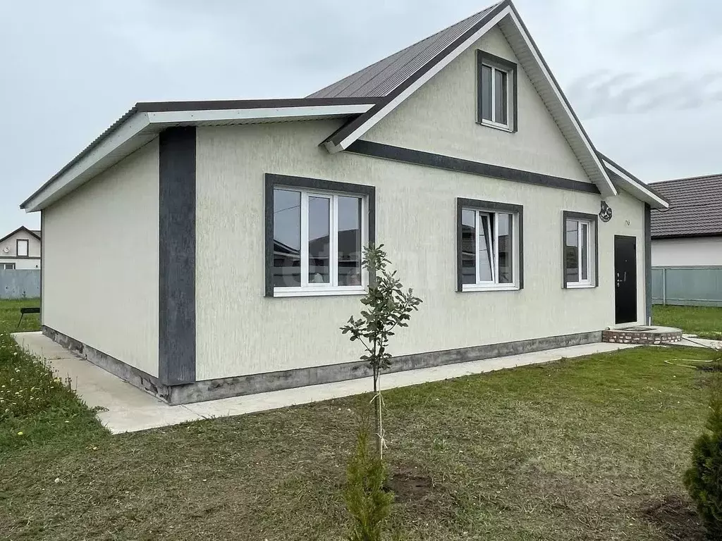 Дом в Самарская область, Кинель Хвойная ул., 36А (120 м) - Фото 1