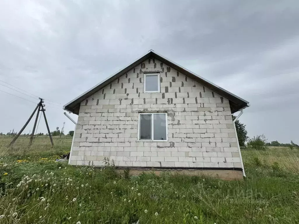 Дом в Смоленская область, Смоленский муниципальный округ, с. Ольша ул. ... - Фото 0