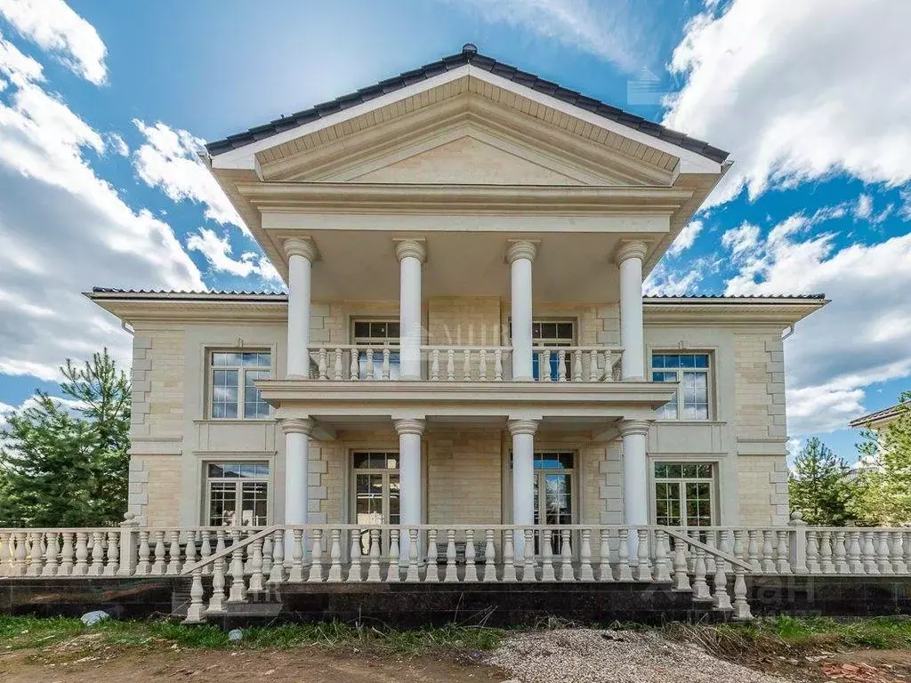 Дом, 360 м - Фото 1