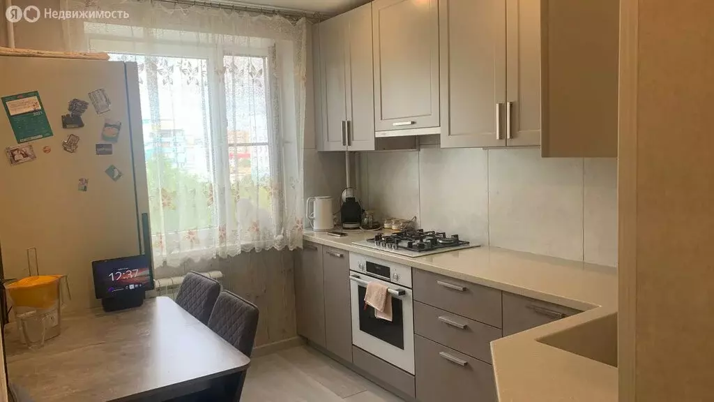 3-комнатная квартира: Раменское, улица Чугунова, 28 (62.1 м) - Фото 0