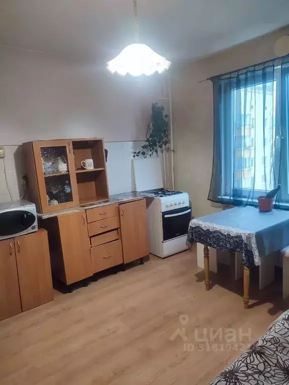 2-к кв. Калининградская область, Калининград Осенняя ул., 8 (62.0 м) - Фото 1